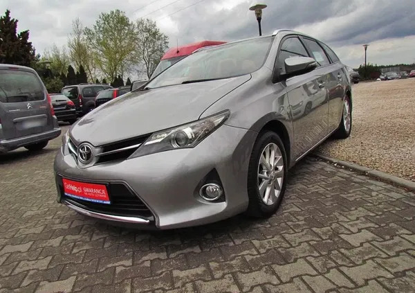 toyota auris końskie Toyota Auris cena 32400 przebieg: 207000, rok produkcji 2013 z Końskie